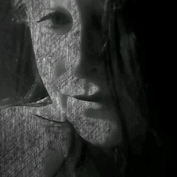 Meet your Posher, Nikki - Picture 1 of 1